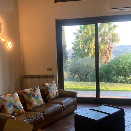 Casa Bonni Di Garda Holiday home Roe